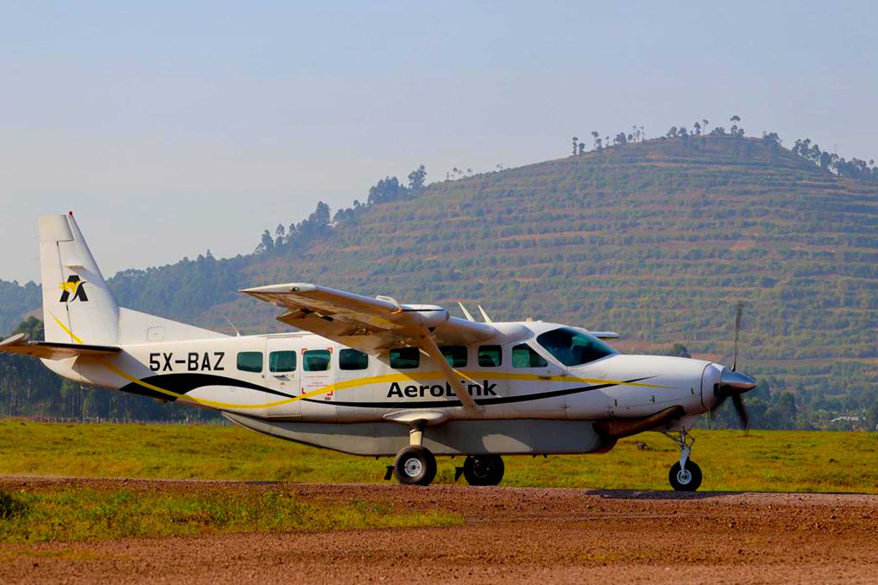 Uganda Fly-in Safaris